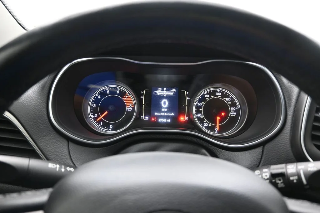 2021 Jeep Cherokee Latitude Lux - Photo 19