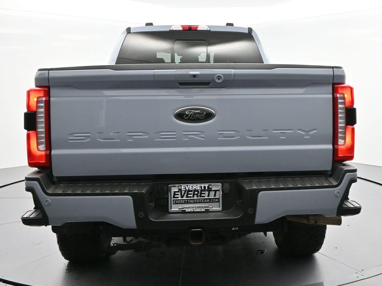 Used 2024 Glacier Gray Metallic Tri-coat Ford XL image 6