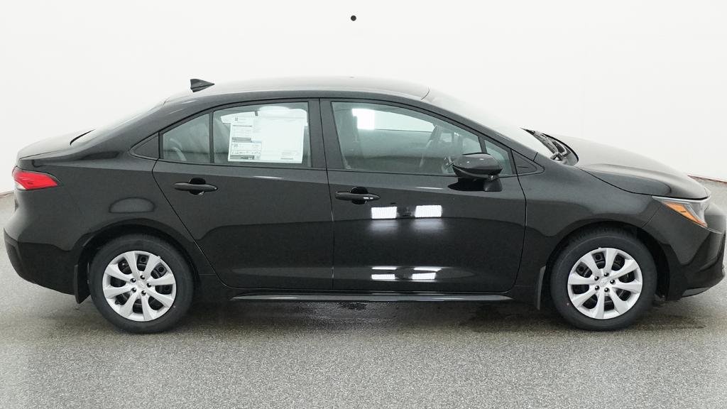 New 2026 Midnight Black Metallic Toyota LE image 7