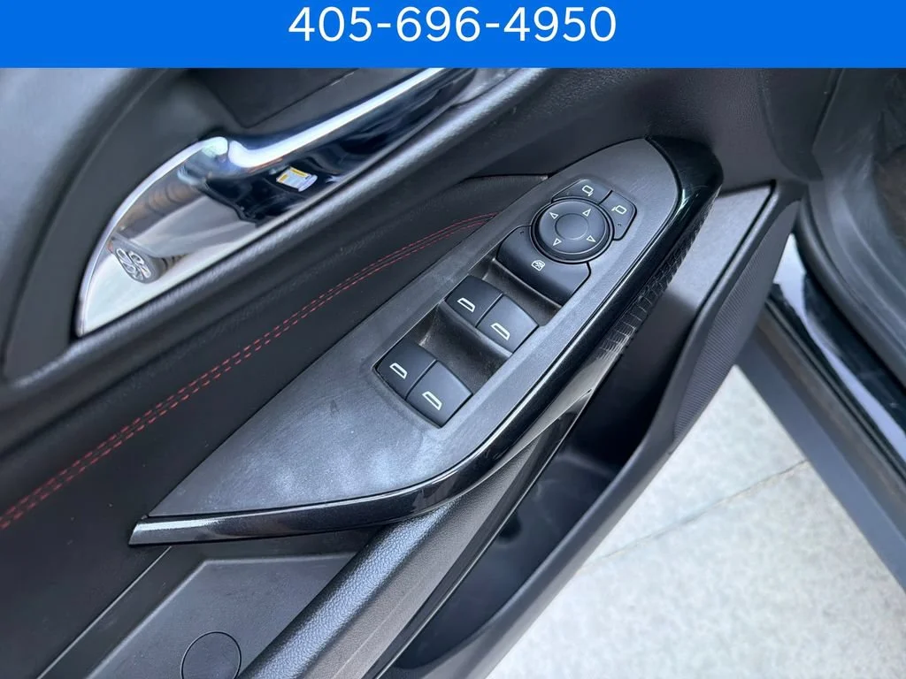 Pre-Owned 2024 Chevrolet Trax 2RS