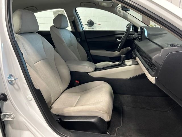 Certified Used 2024 Platinum White Pearl Honda LX image 14