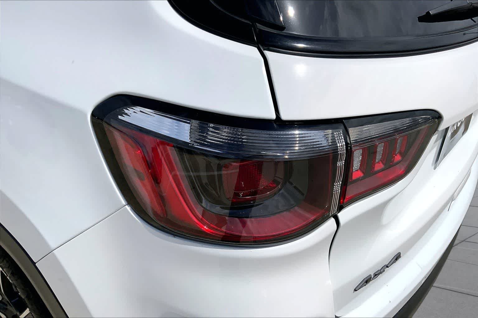Used 2024 Bright White Clearcoat Jeep Trailhawk image 27