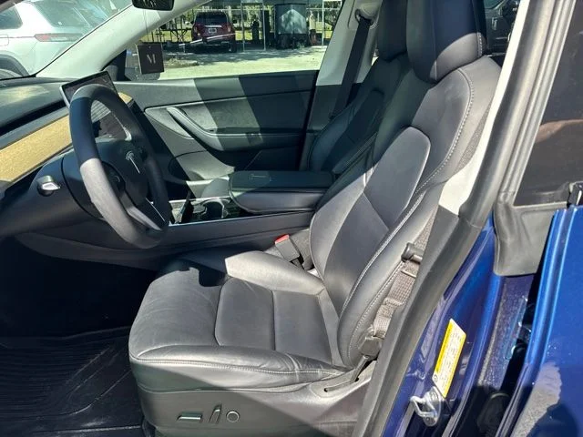 Used 2021 Blue Tesla Long Range image 9