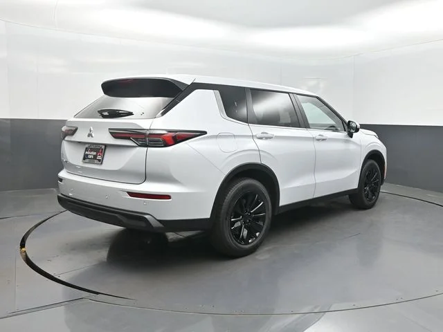 New 2026 White Mitsubishi ES 1.5T 2WD image 26