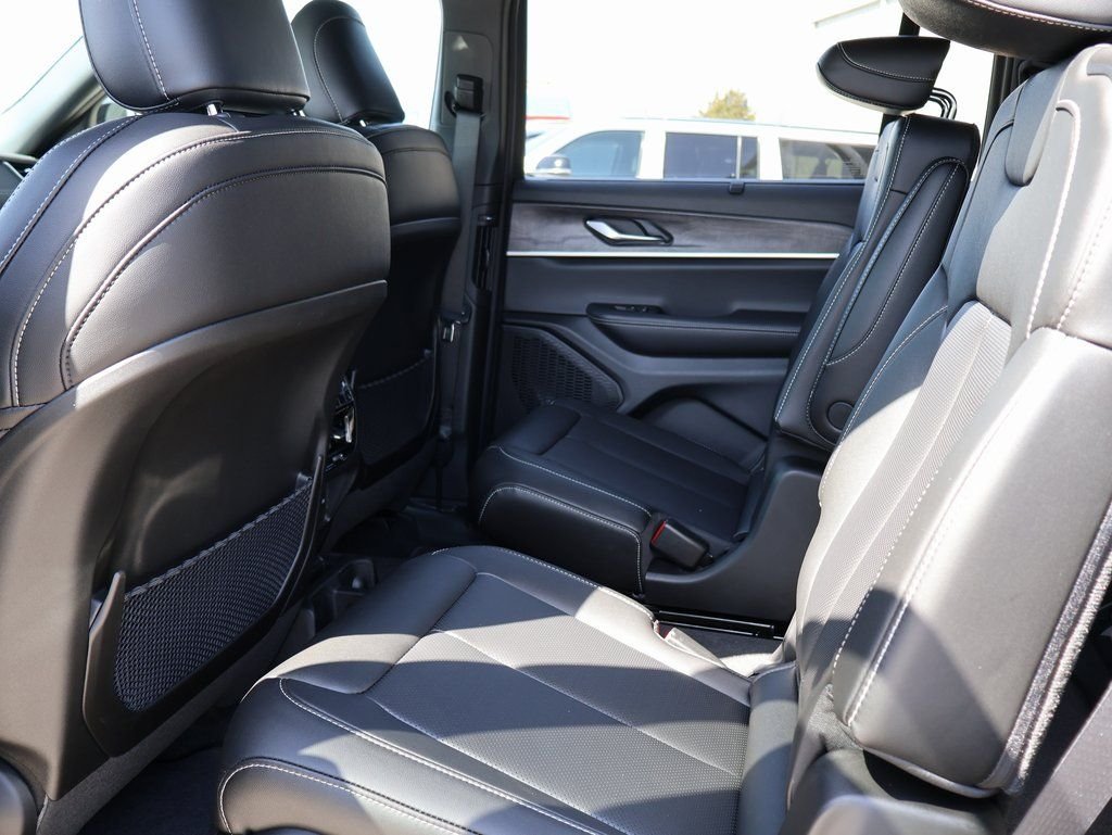 2025 Jeep Grand Cherokee L Limited - Photo 19