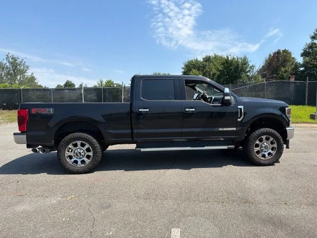 Used 2020 Black Ford Lariat image 2