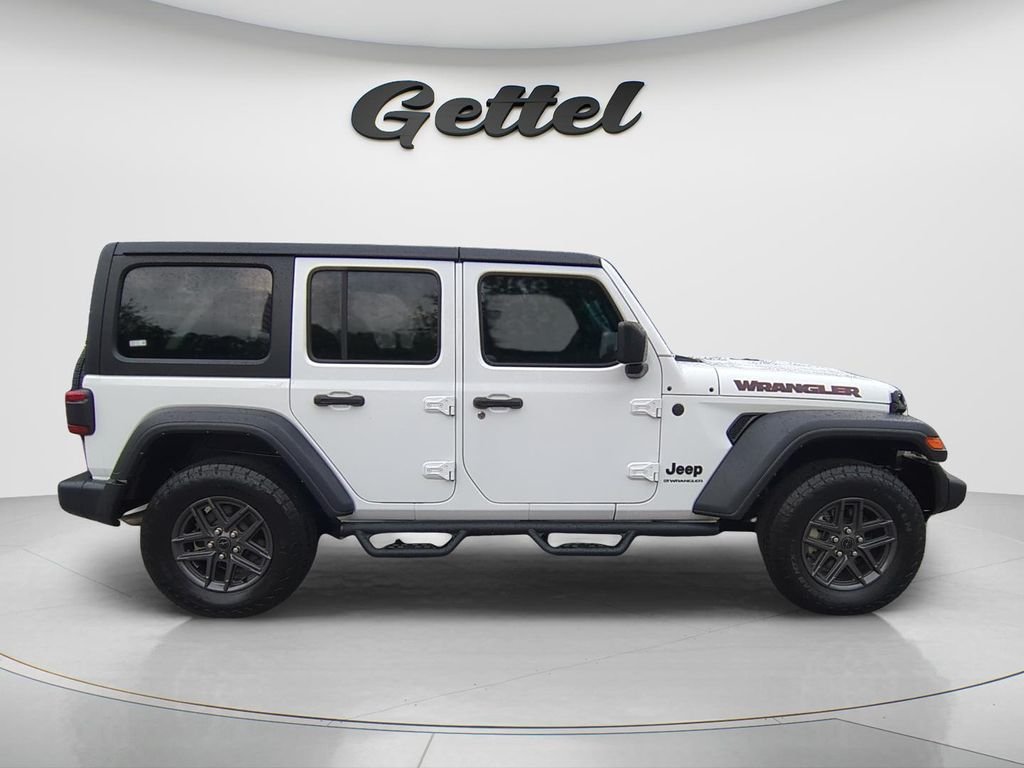 Used 2024 White Jeep Sport S image 4