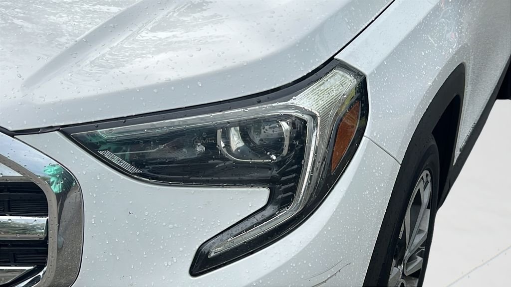 Used 2019 White GMC SLT image 26