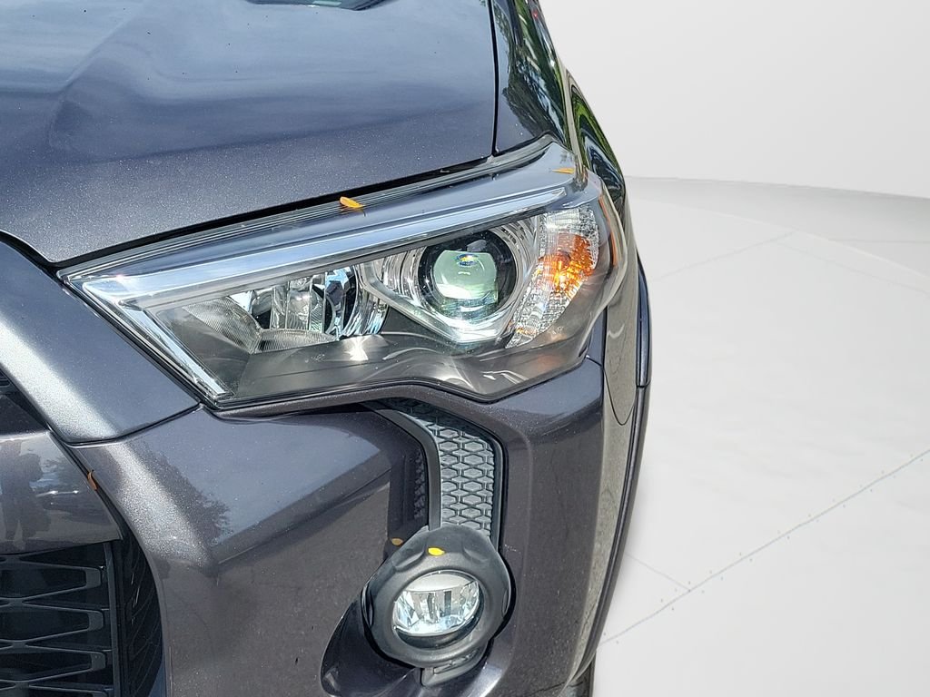 2021 Toyota 4Runner SR5 Premium - Photo 26