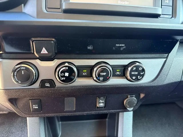 Used 2018 Gray Toyota SR image 23