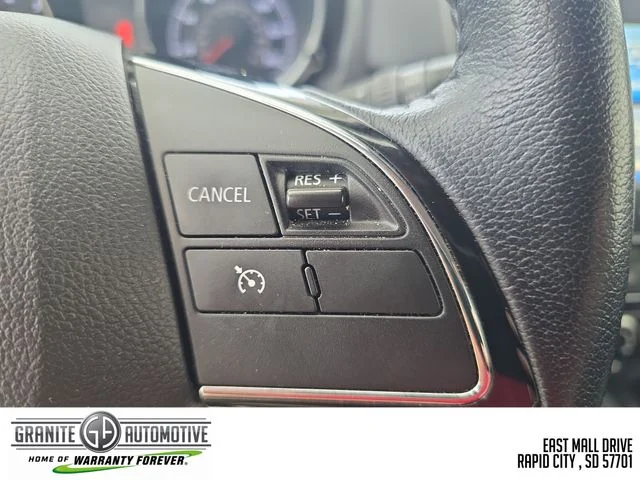 Used 2024 Silver Mitsubishi  image 32