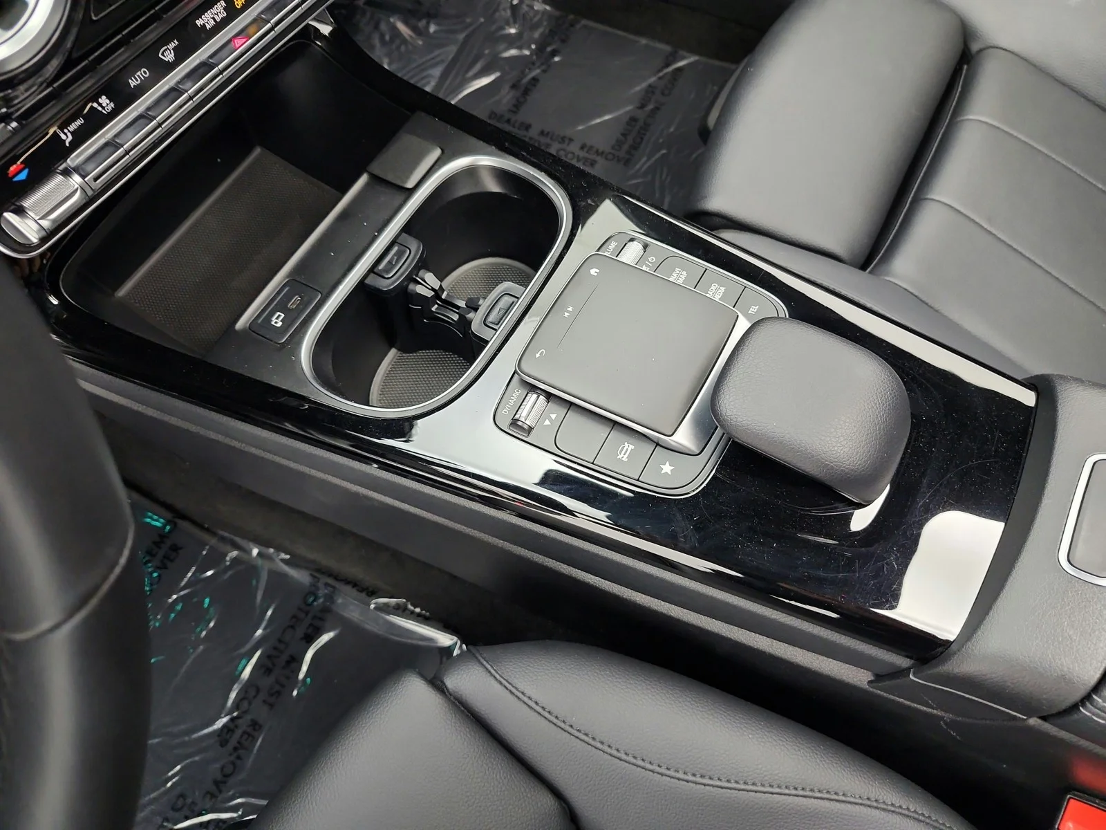 Used 2023 Digital White Metallic Mercedes-Benz CLA 250 Coupe image 11