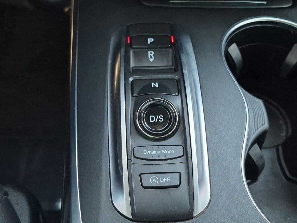 Used 2020  Acura Technology image 24