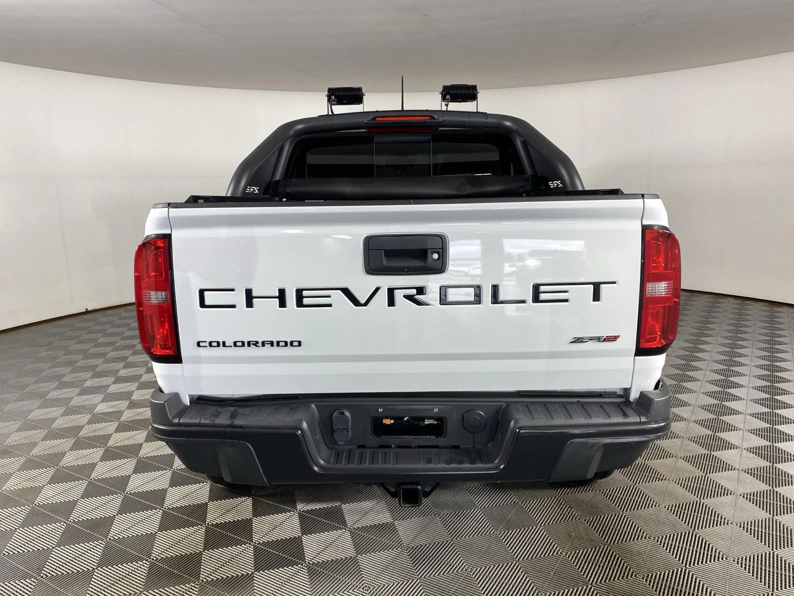 Used 2021 SUMMIT WHITE Chevrolet 4WD ZR2 image 6