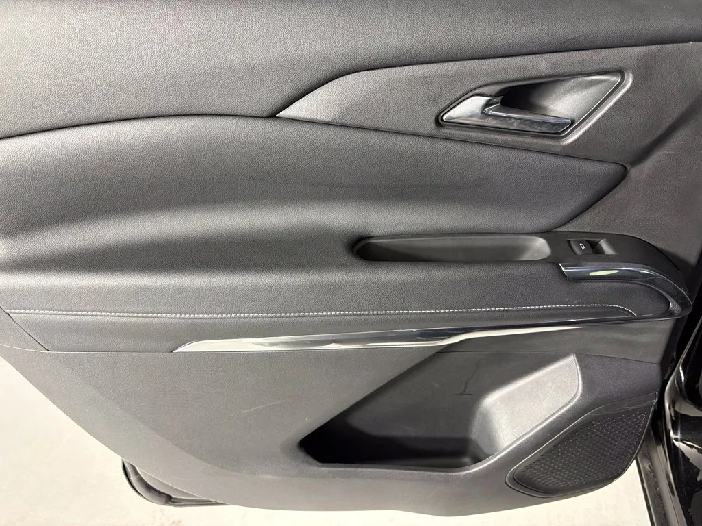 Used 2025 Black Chevrolet LT image 35