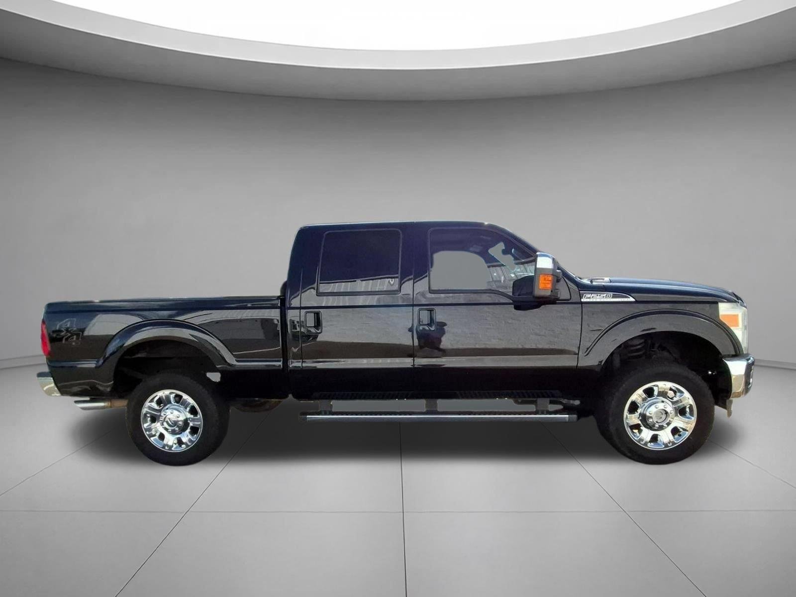 Used 2016 Shadow Black Ford Lariat image 6