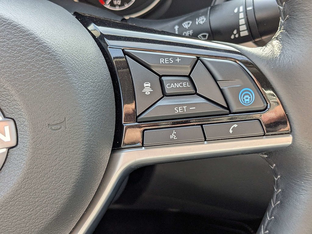 Used 2025  Nissan 2.5 SL image 26