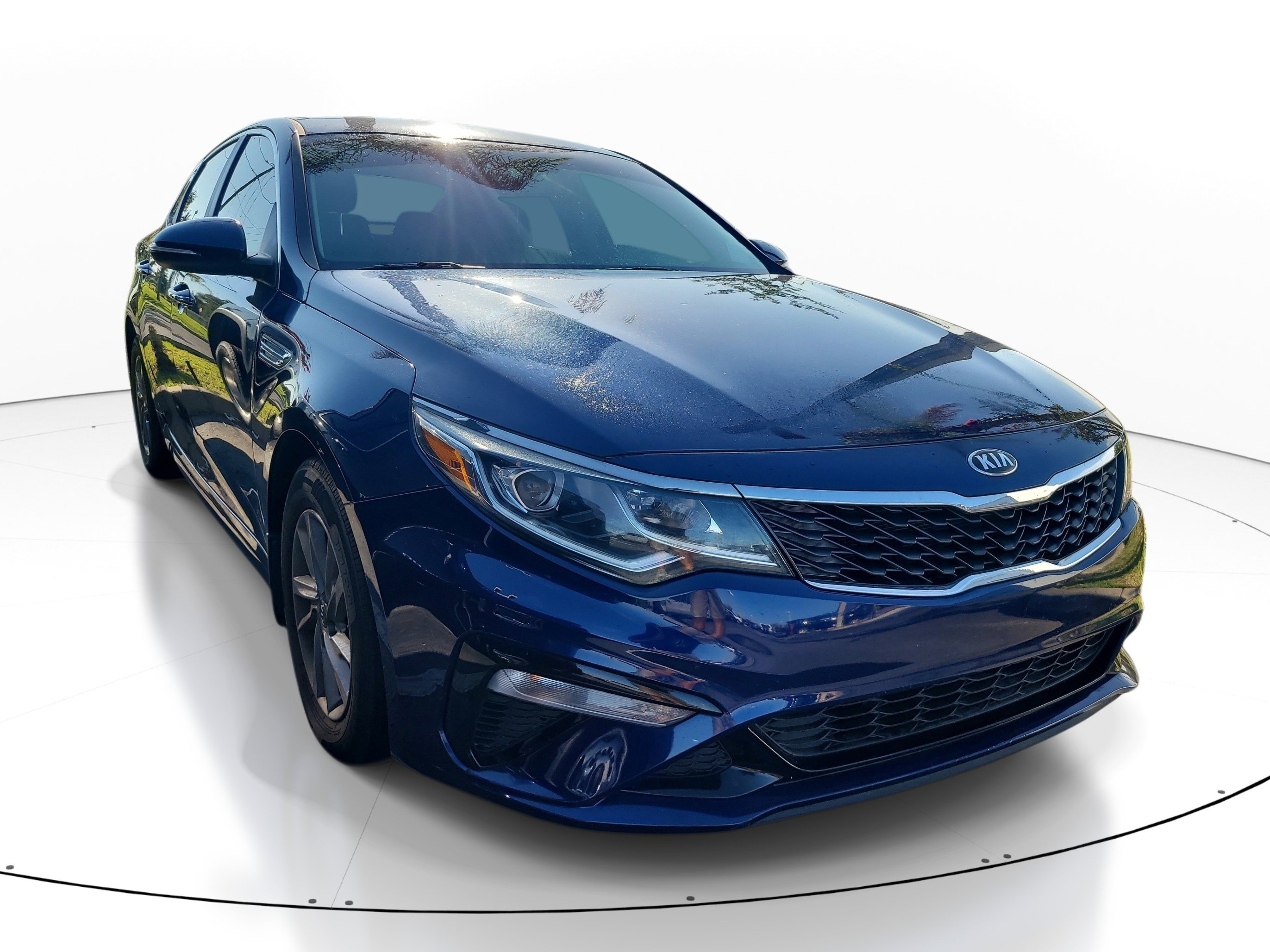 Used 2020 Horizon Blue Kia LX image 1