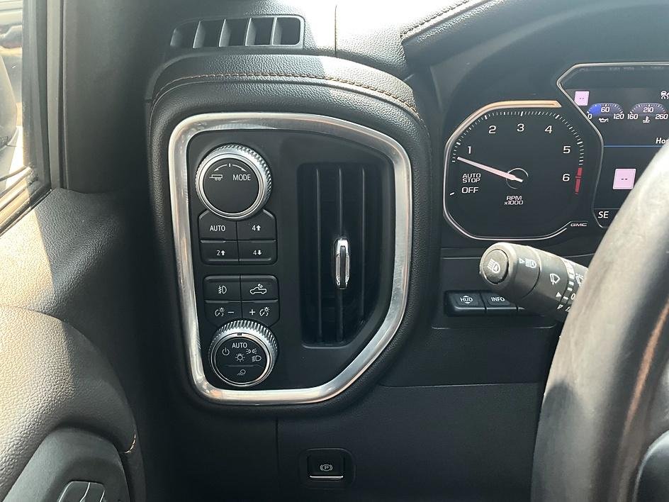 Used 2020 Black GMC AT4 image 19