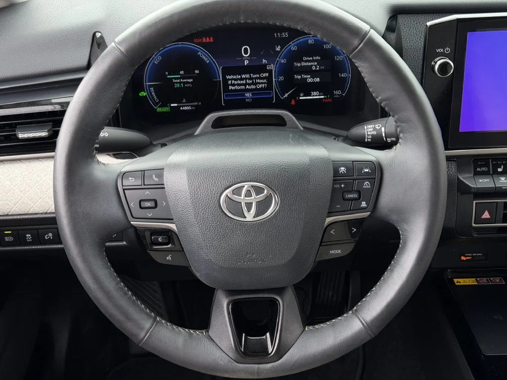 Used 2025 Beige Toyota XLE image 12