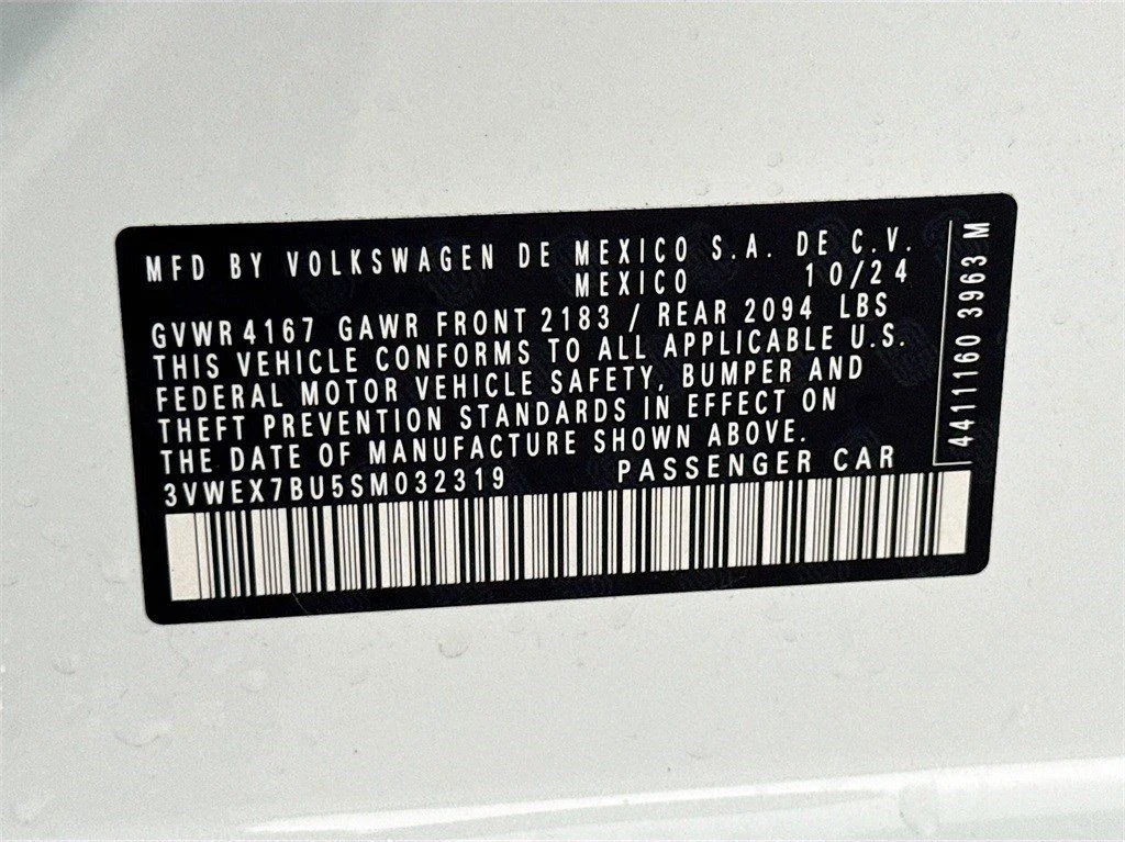 Used 2025 White Pearl Volkswagen 1.5T SE image 34