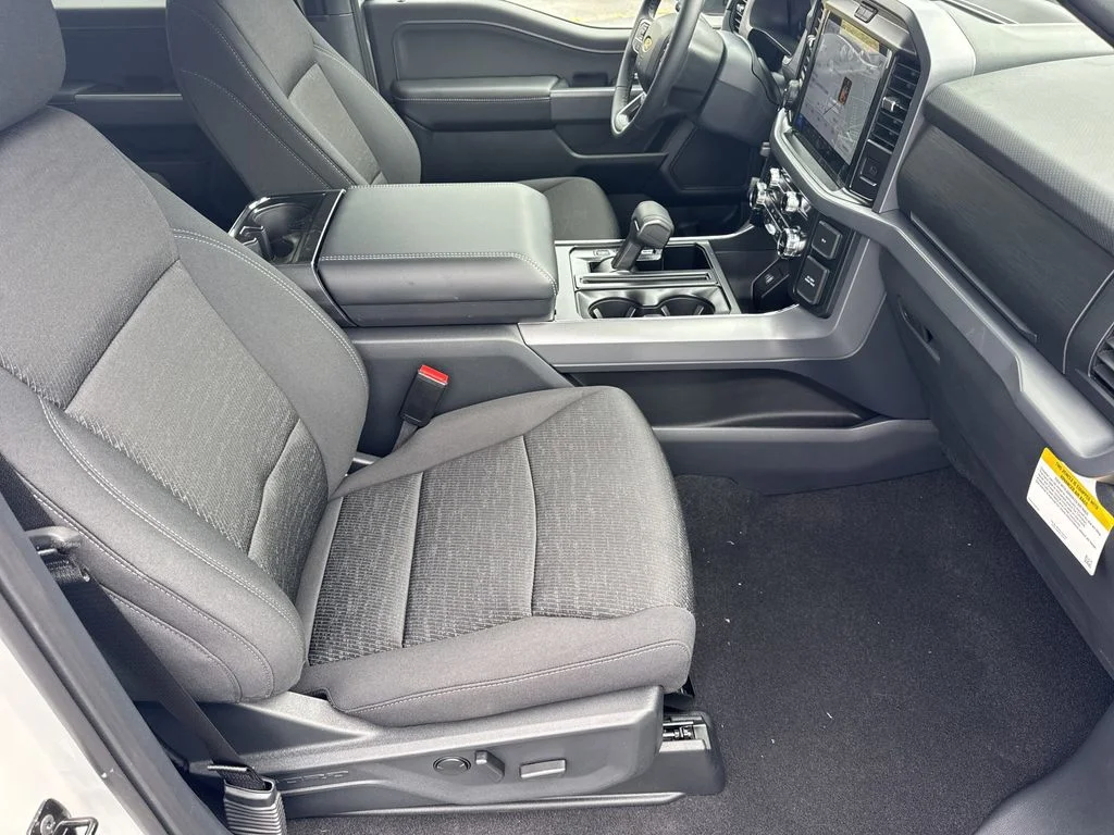 New 2026 White Ford XLT image 13