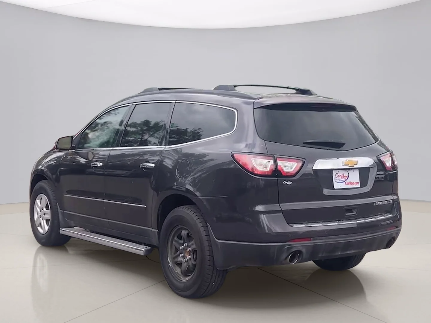 Used 2015 Gray Chevrolet LTZ image 3