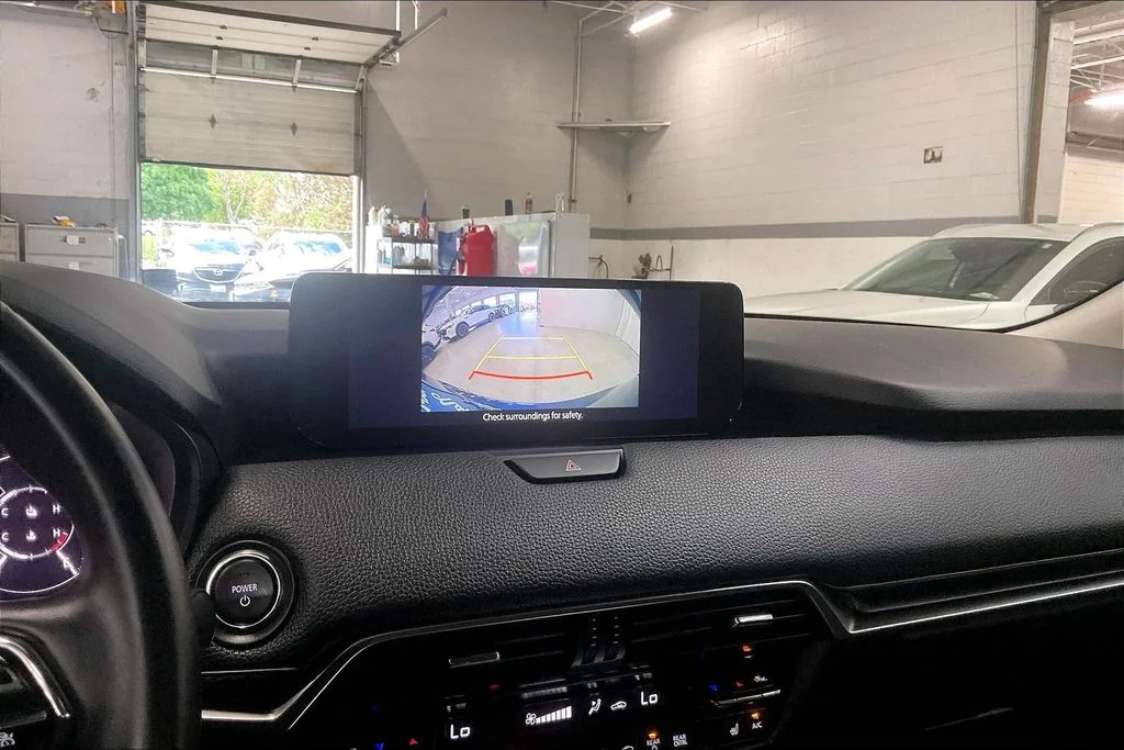Used 2024 Blue Mazda Preferred image 21