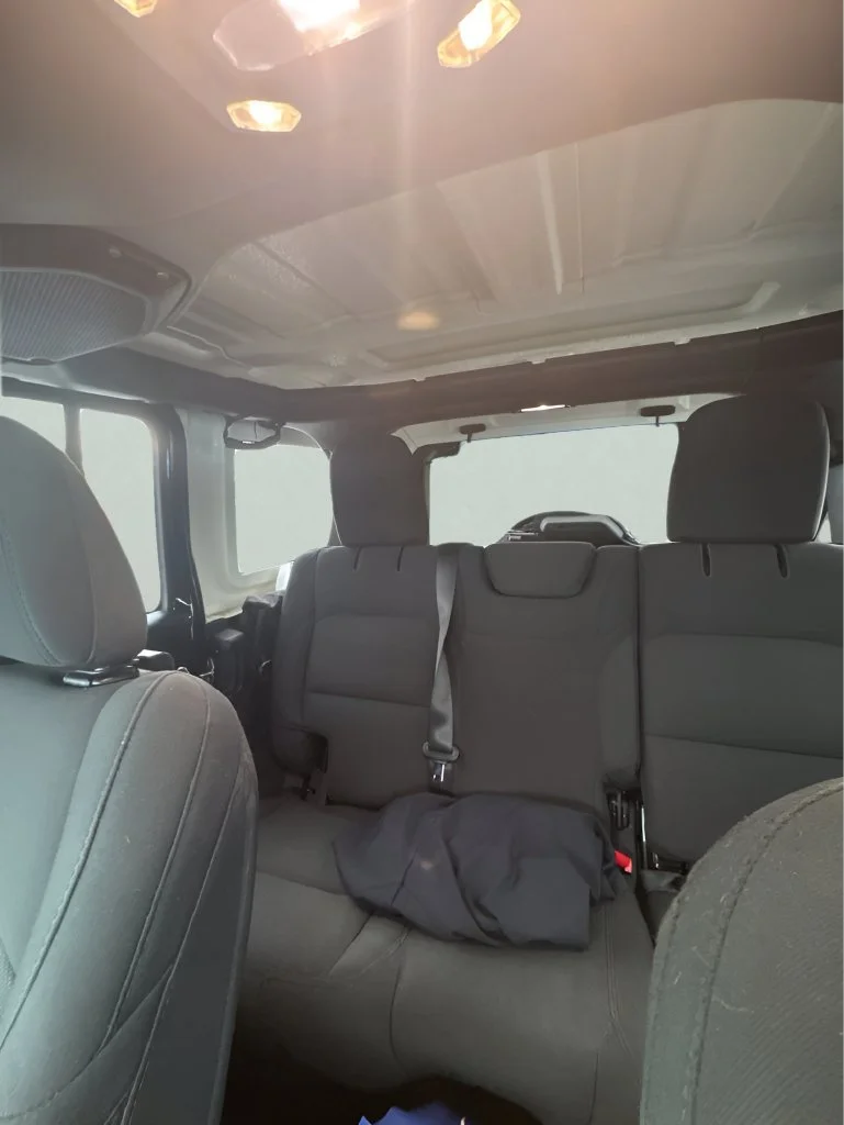 Used 2019 Black Jeep Sport S image 9
