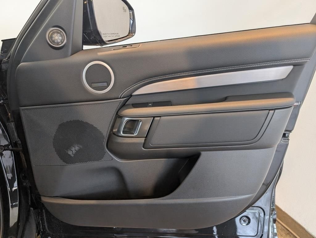 New 2026 Santorini Black Land Rover  image 34