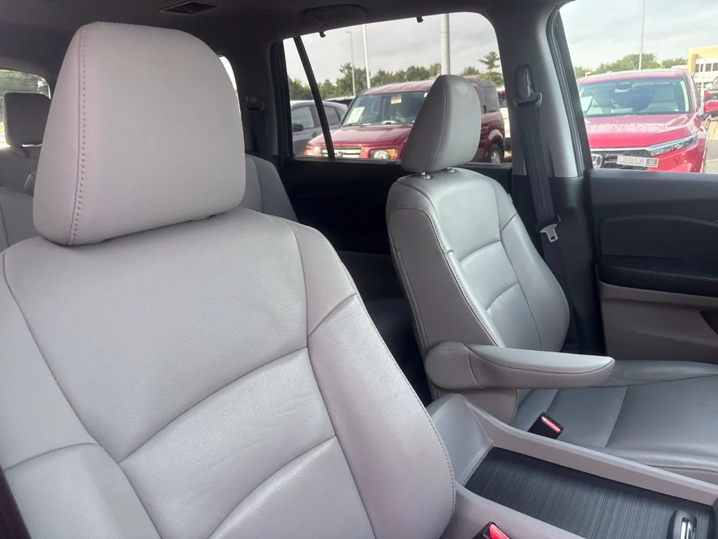 Used 2021 Blue Honda EX-L image 28