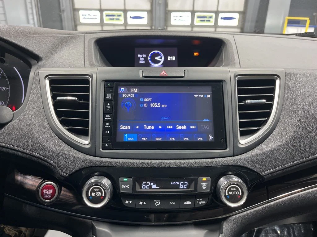 Certified Used 2016 Obsidian Blue Pearl Honda Touring image 25