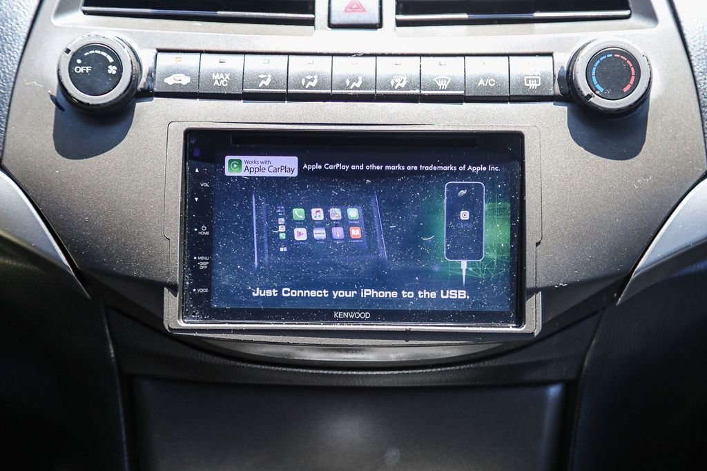 Used 2012 Polished Metal Metallic Honda SE image 14