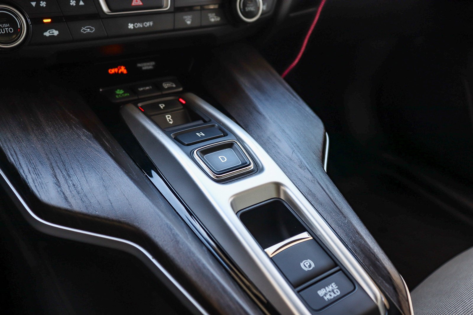Used 2019 Platinum White Honda Base image 26