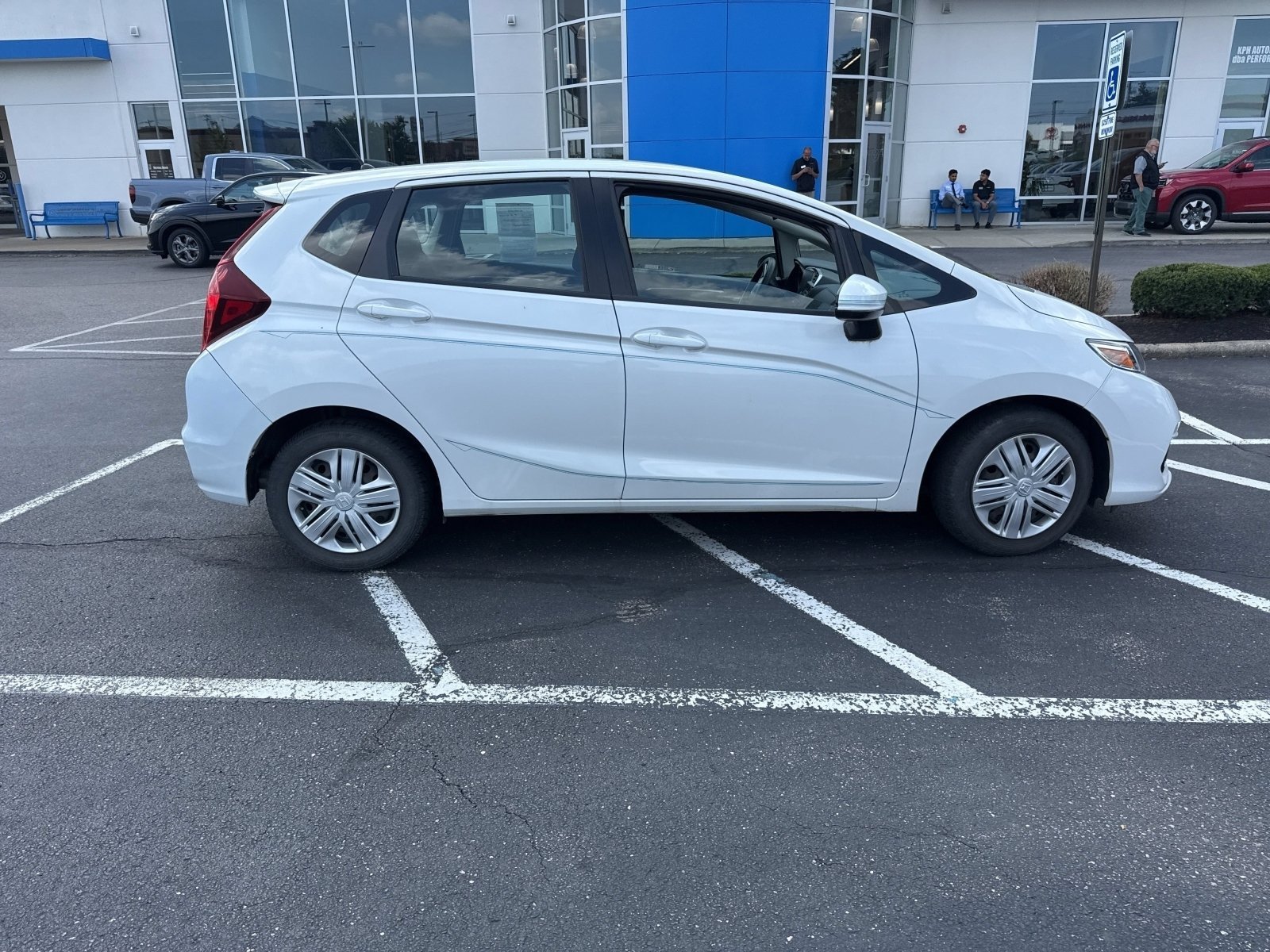 Used 2020 Platinum White Pearl Honda LX image 15