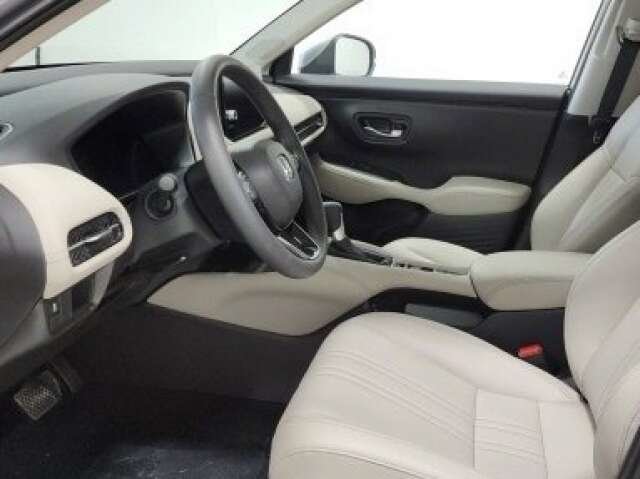 Certified Used 2024 Lunar Silver Metallic Honda EX-L image 17
