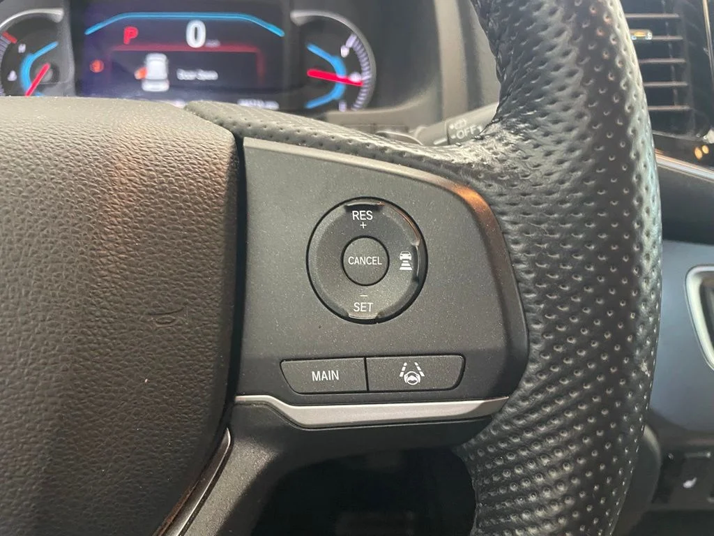 Used 2020 White Honda EX-L image 15