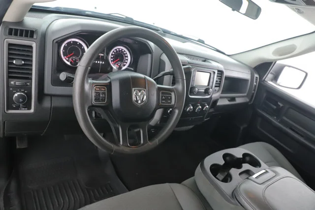 Used 2019 Silver Ram Tradesman image 20