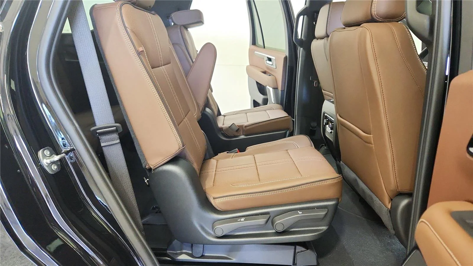 2026 Chevrolet Tahoe High Country - Photo 38