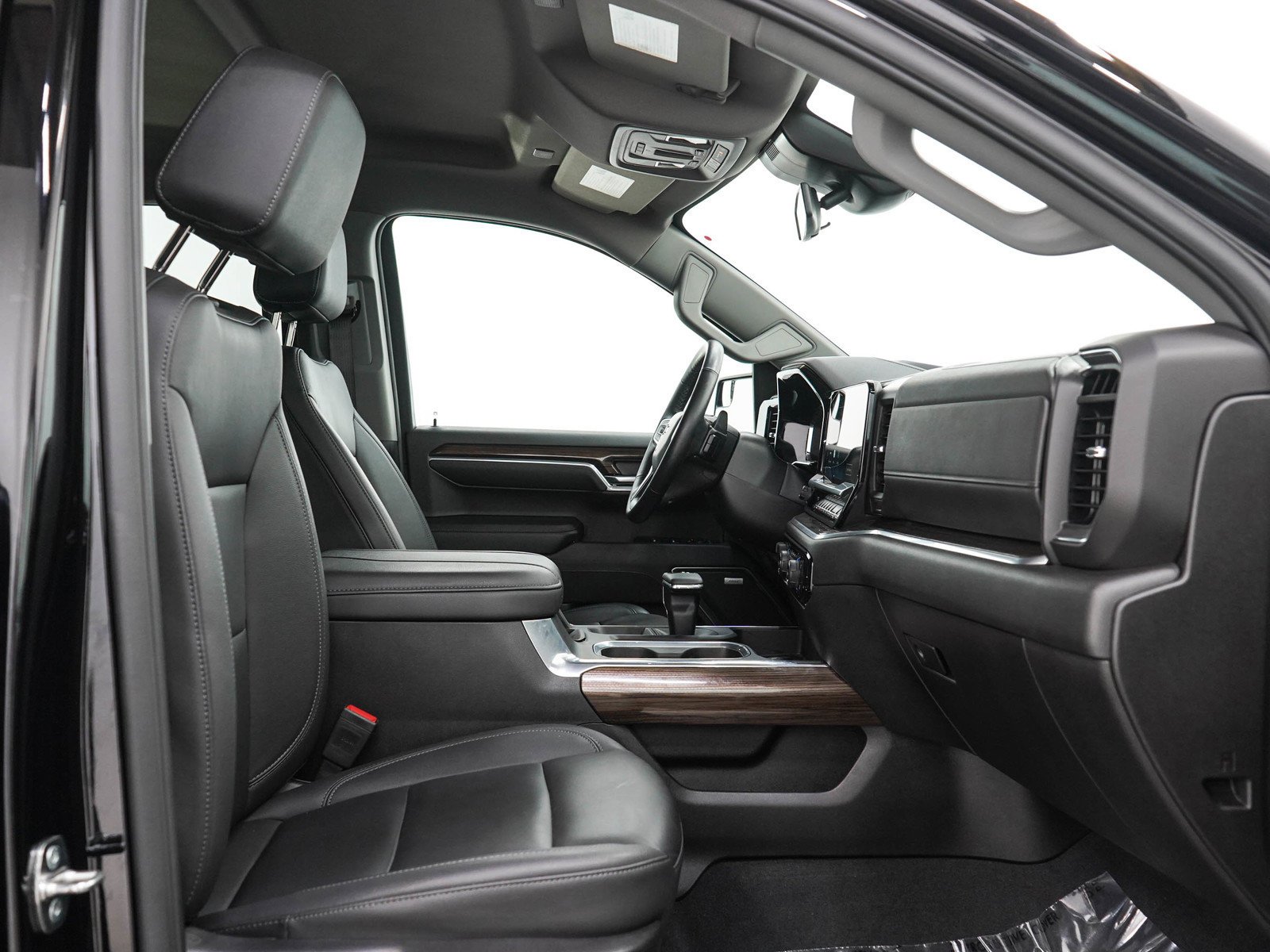 Used 2024 Black Chevrolet RST image 13