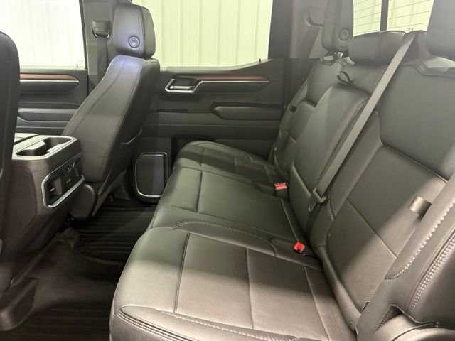 Used 2025 Silver GMC Denali image 10