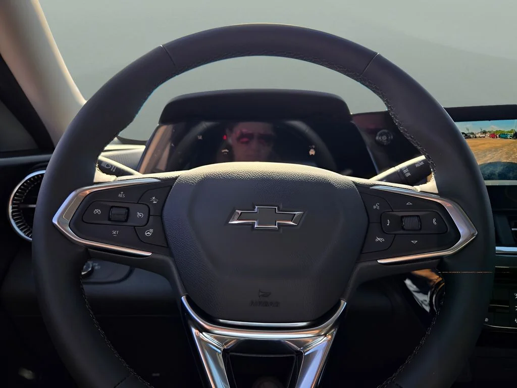 New 2026 White Chevrolet ACTIV image 28