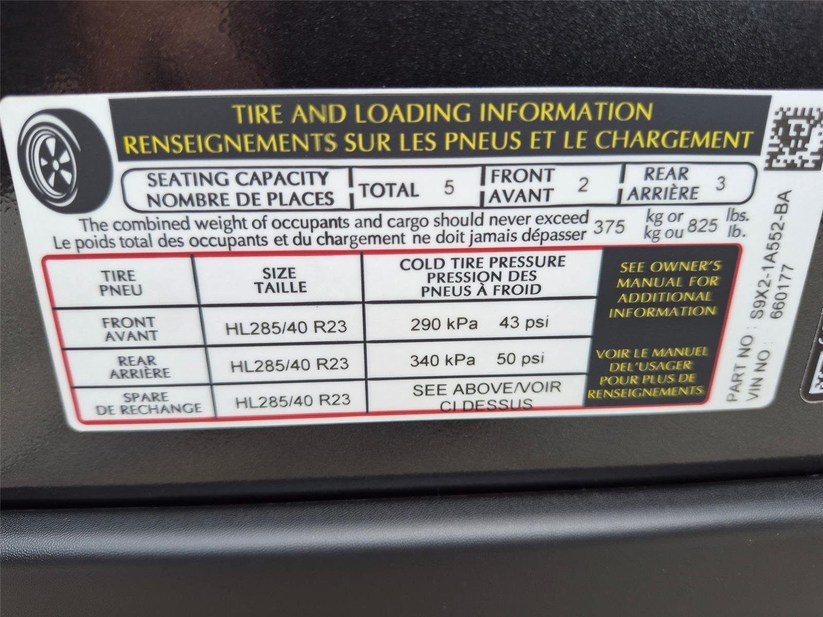 New 2026 Carpathian Grey Premium Metallic Land Rover Dynamic SE image 14