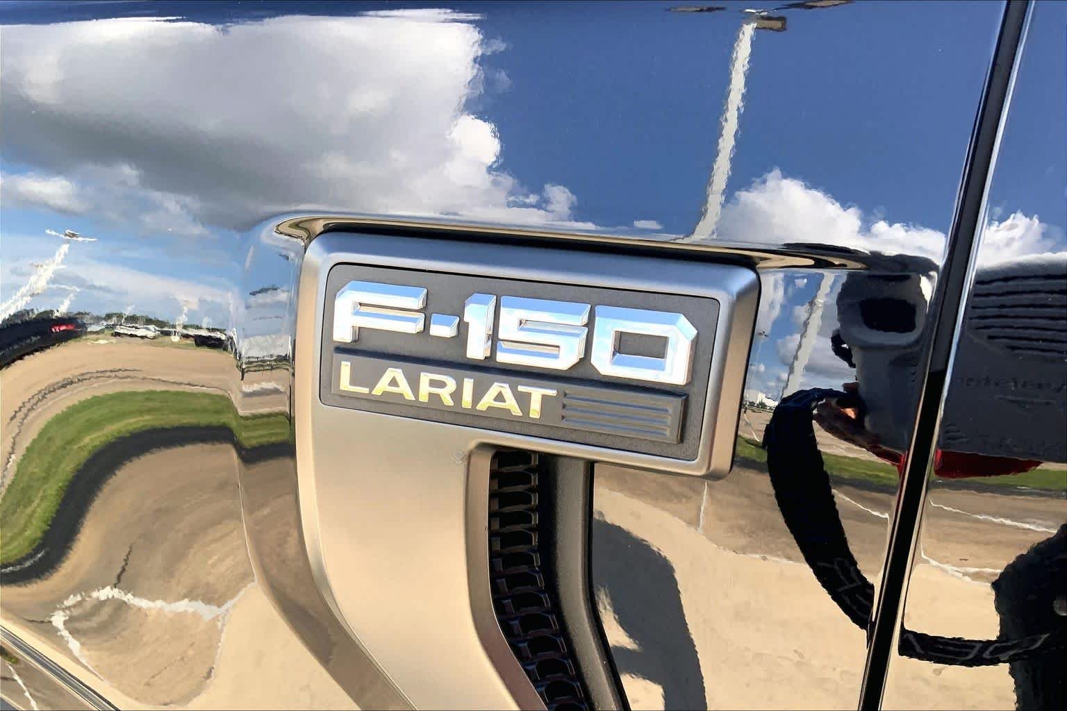 Certified Used 2023 Agate Black Metallic Ford LARIAT image 10
