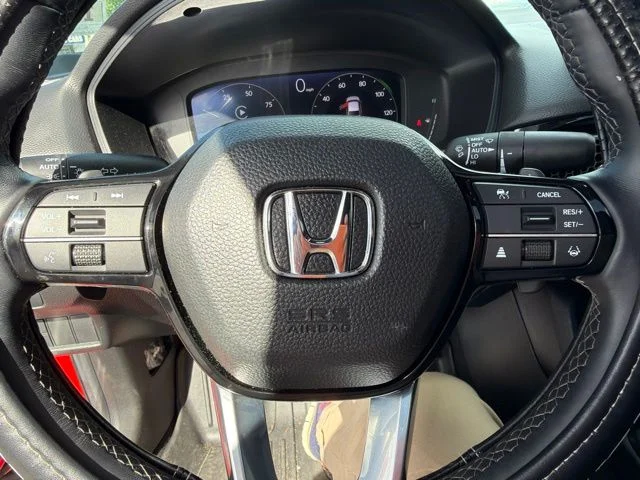 Used 2025 Rallye Red Honda Sport Touring image 14