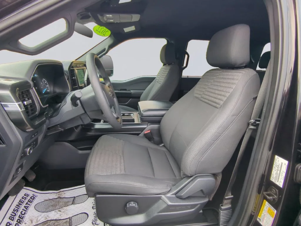 Used 2022 Black Ford XL image 12