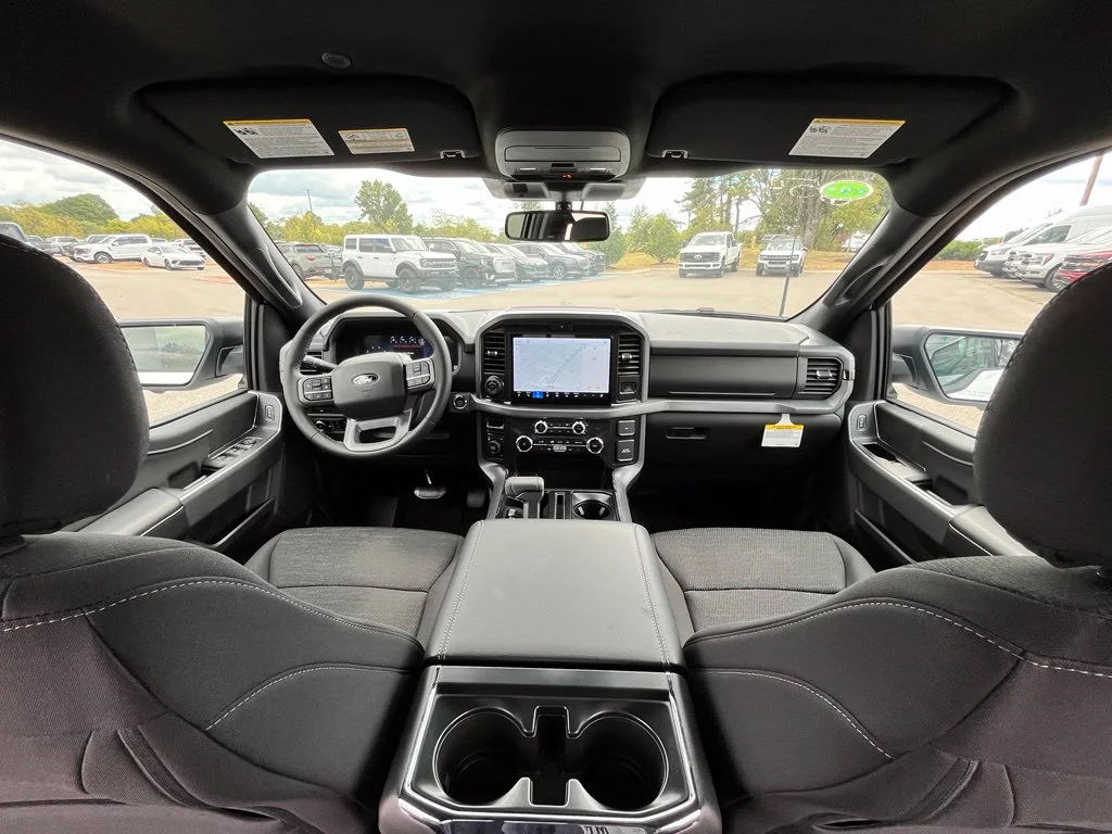 New 2026 White Ford XLT image 16