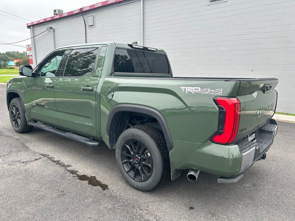 Used 2023 Green Toyota SR5 image 7