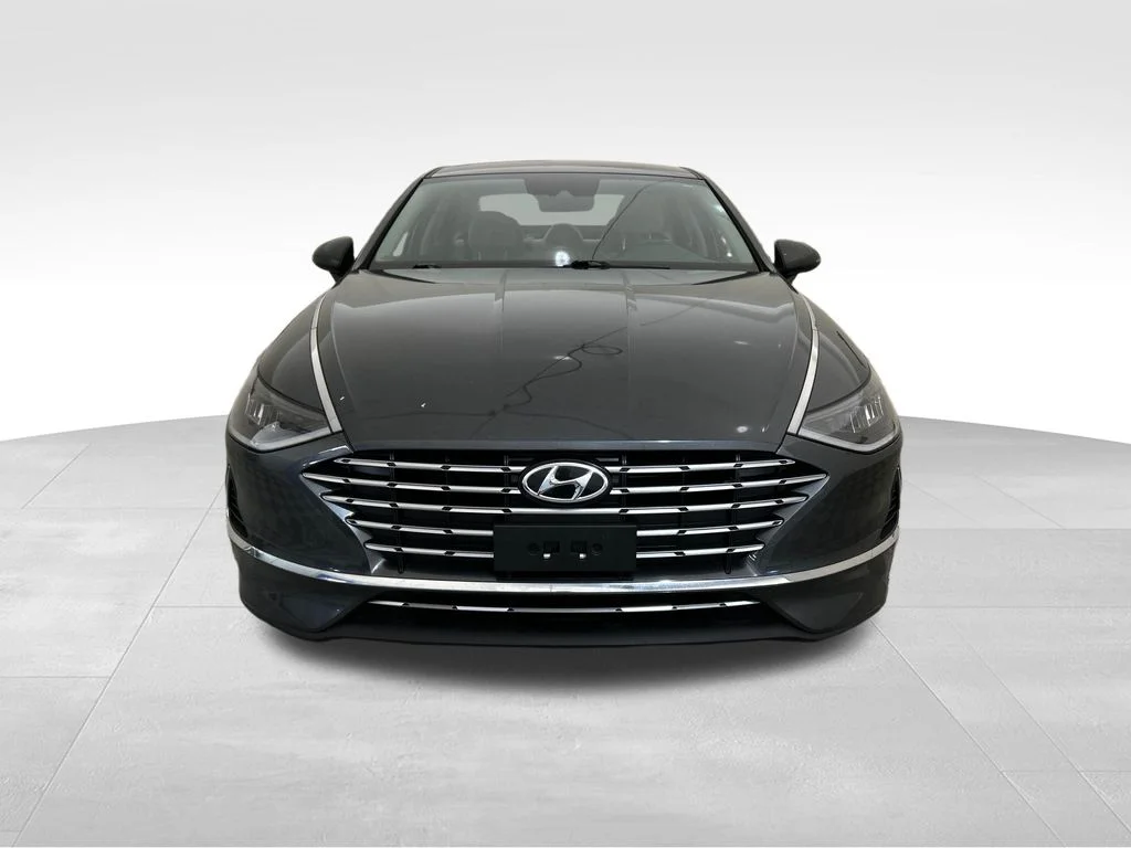Used 2022 Gray Hyundai Blue image 9