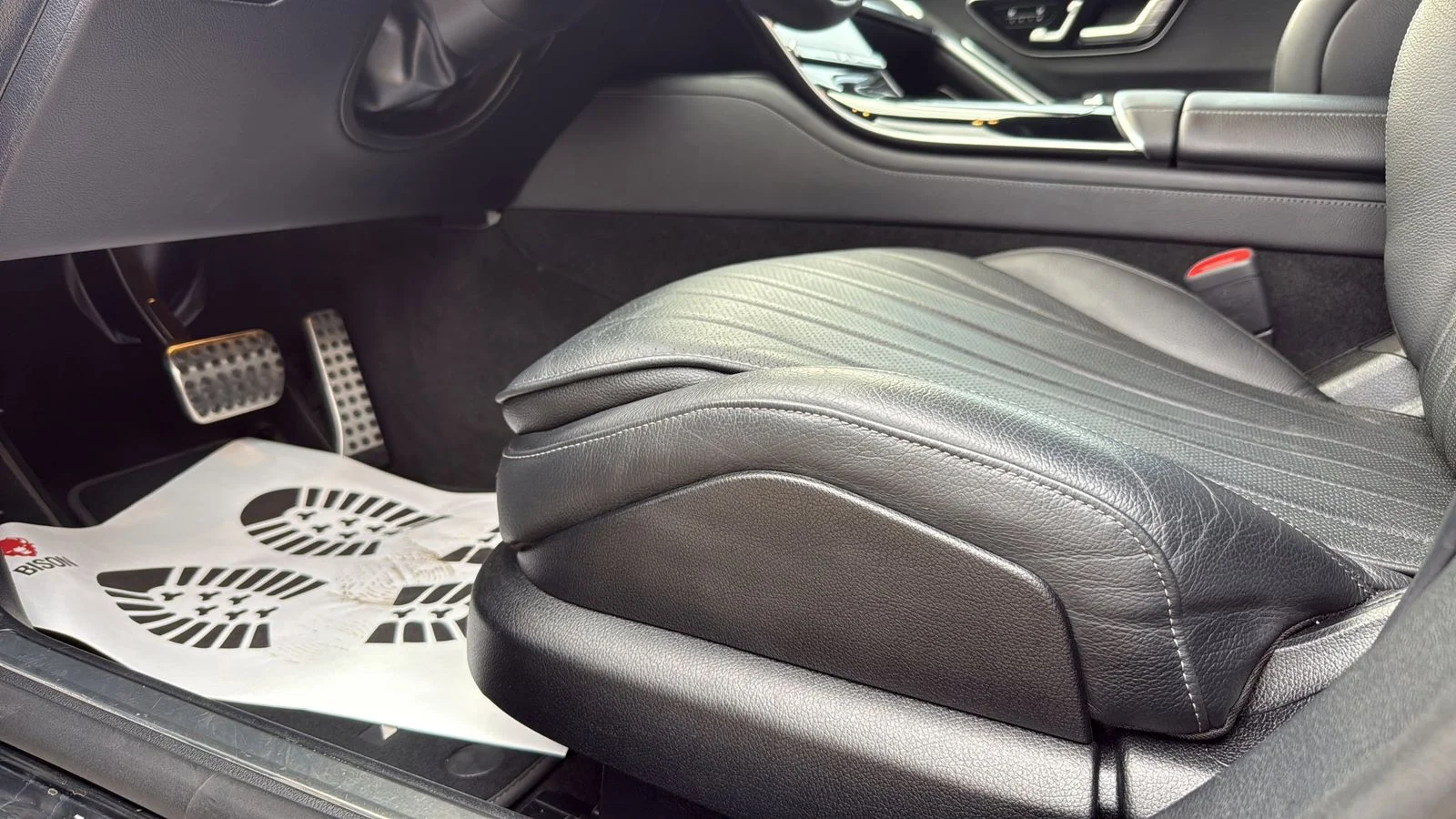 Used 2023  Mercedes-Benz S 500 image 39